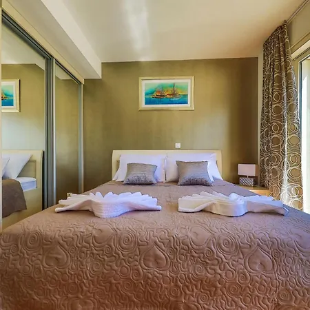 3 Bedroom Stunning In Σπίτι διακοπών